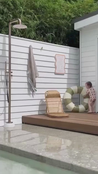 Buitendoucheset Capri – Vrijstaand – Regendouche & Staafhanddouche - Brushed bronze